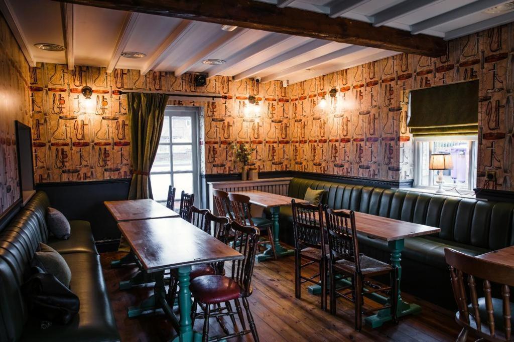 The Black Horse Inn Ґейнсборо Екстер'єр фото