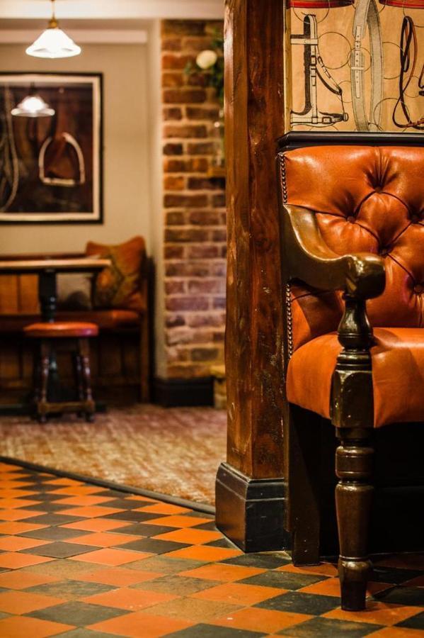 The Black Horse Inn Ґейнсборо Екстер'єр фото